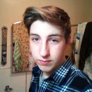 Meet your Posher, Ethan